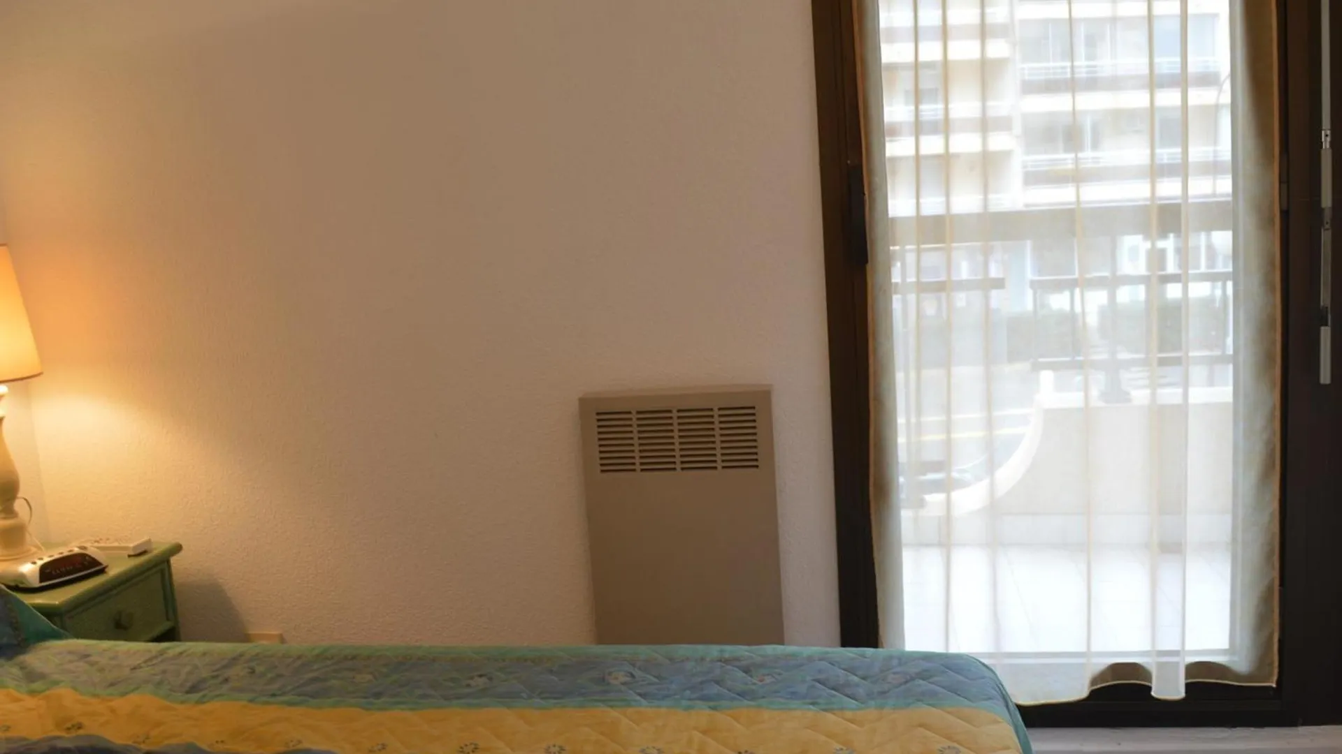 Appartement 2P Avec Terrasse Et Vue Mer A Frejus, Proche Plage - Fr-1-226A-174 Apartment